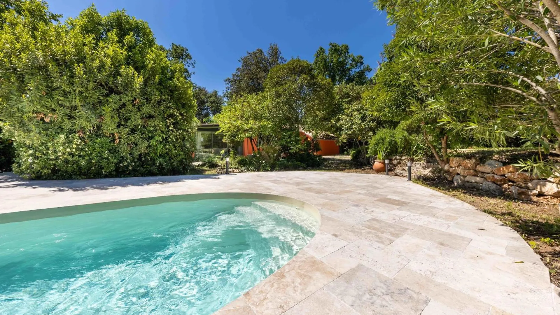 06Bv2 Nice Cottage With Pool Grasse